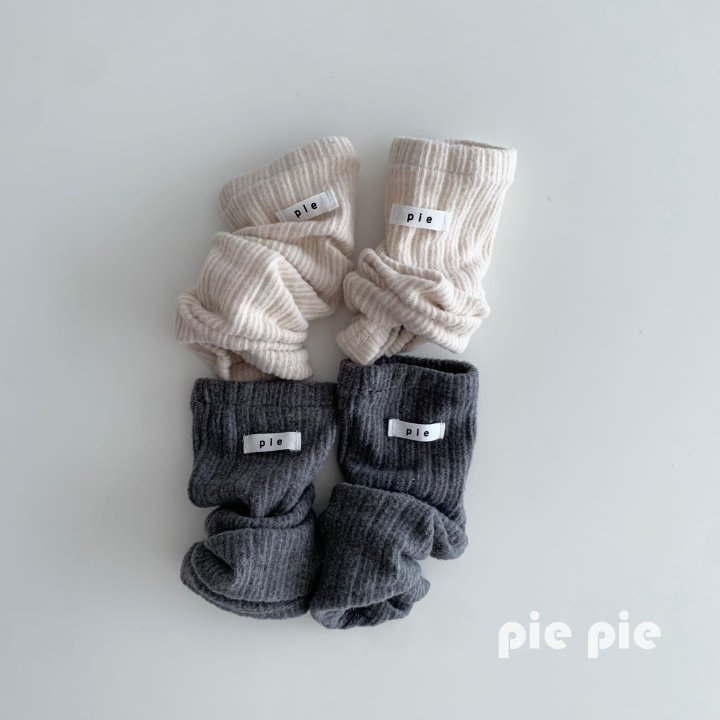 Pie - Korean Children Fashion - #stylishchildhood - Pie Leg Warmers (Winter) - 4