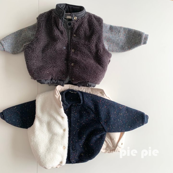 Pie - Korean Children Fashion - #designkidswear - Fleece Reversible Vest - 3