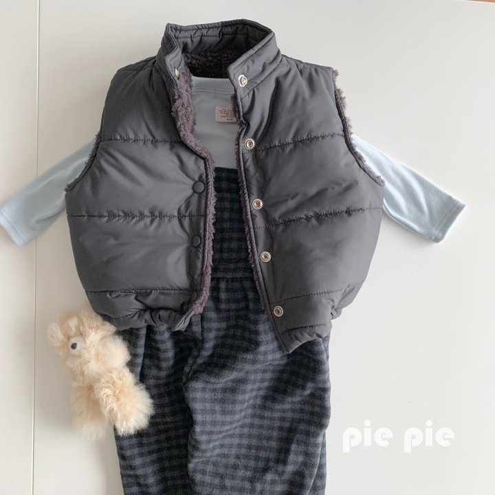 Pie - Korean Children Fashion - #kidsstore - Squirrel Pocket Overalls - 3
