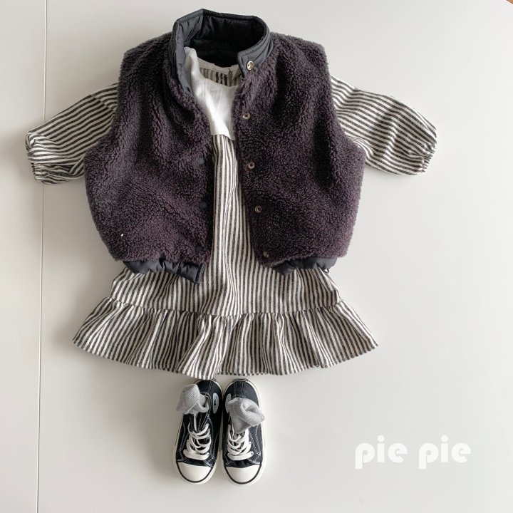 Pie - Korean Children Fashion - #minifashionista - Fleece Reversible Vest - 12