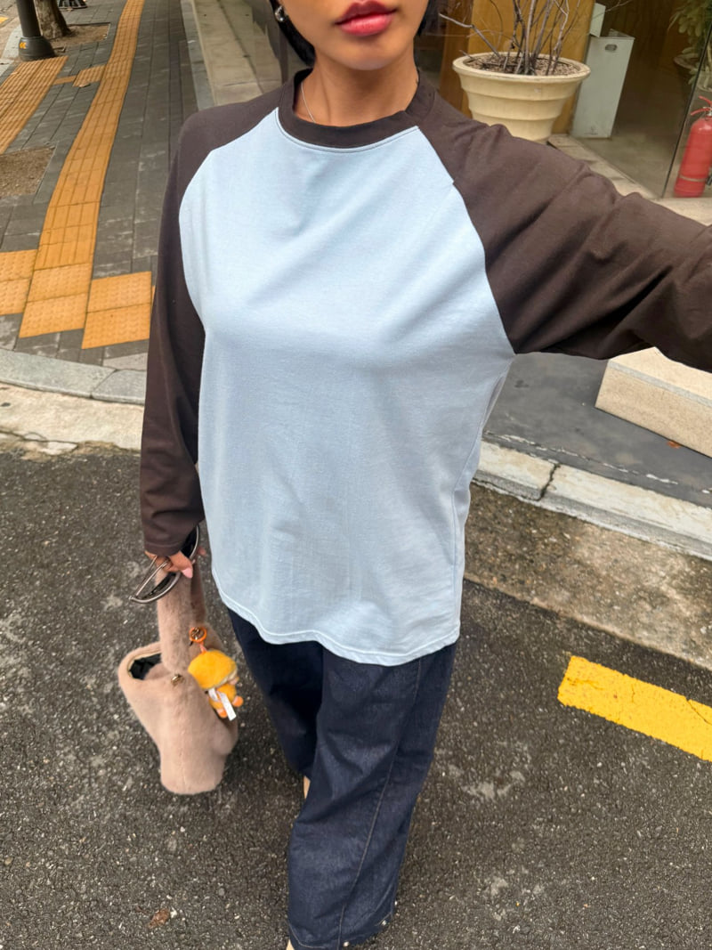 Queensmade - Korean Women Fashion - #momslook - Raglan Boxy Tee - 11