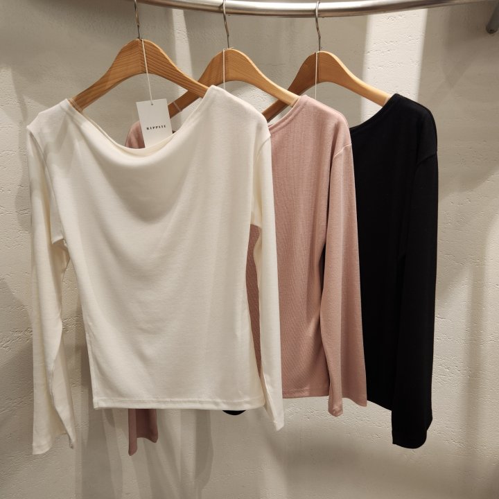 Ripple - Korean Women Fashion - #momslook - Slit Tee - 10