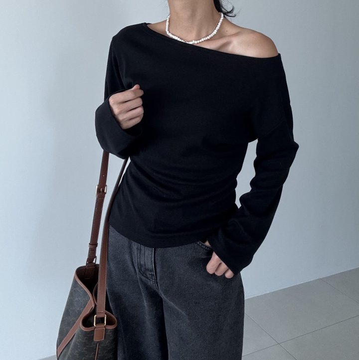 Ripple - Korean Women Fashion - #momslook - Slit Tee - 8