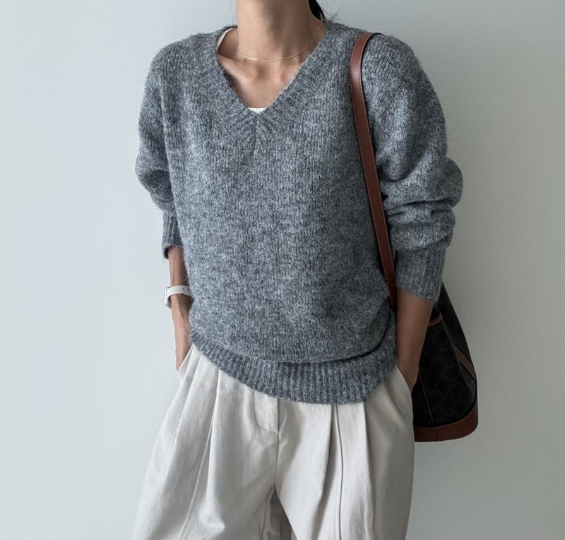 Ripple - Korean Women Fashion - #womensfashion - Beaver V Knit - 12