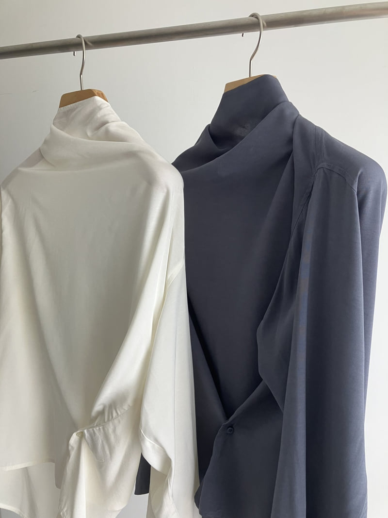 Roomk - Korean Women Fashion - #thelittlethings - Drape Blouse - 2