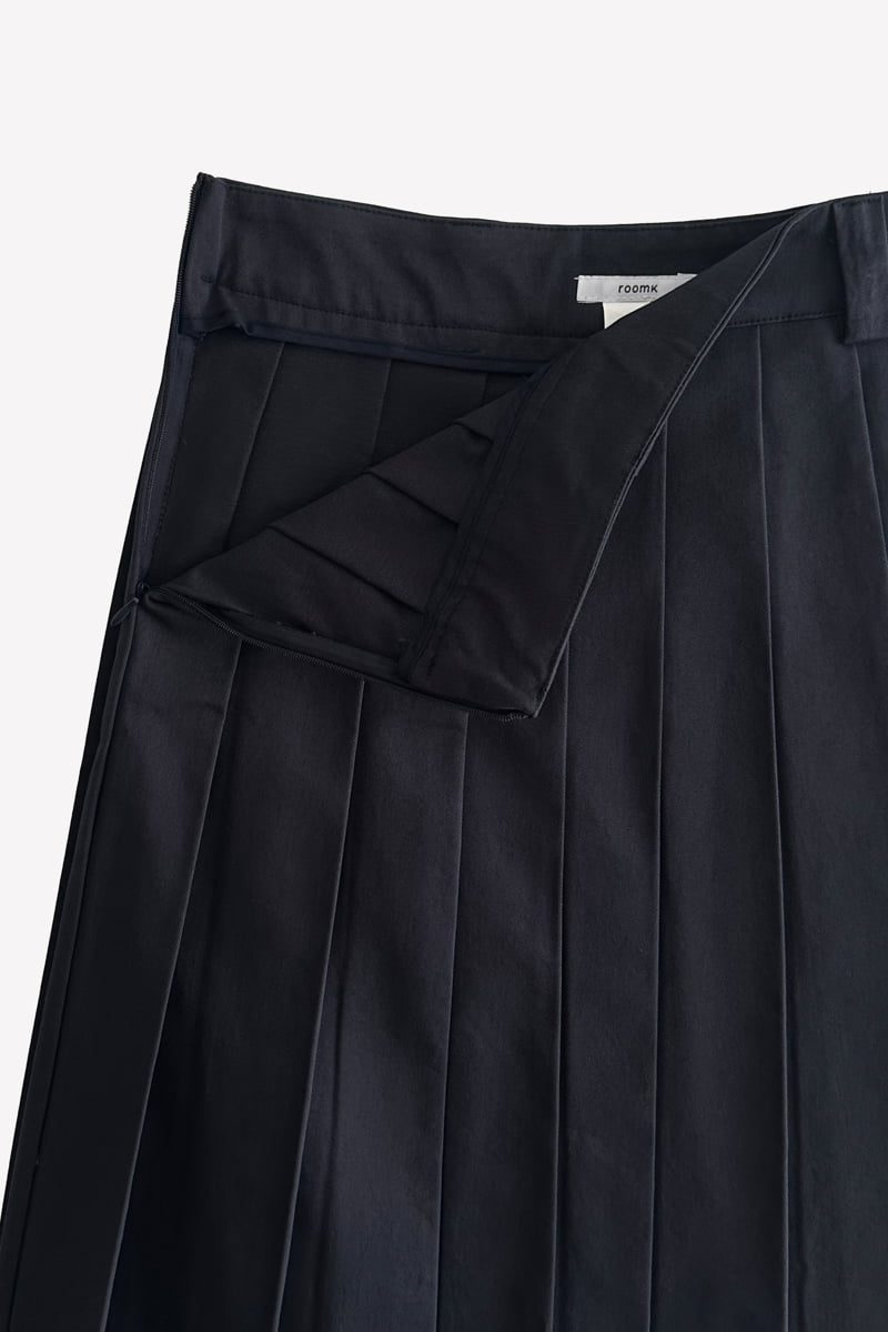 Roomk - Korean Women Fashion - #womensfashion - Pleated Skirt - 3