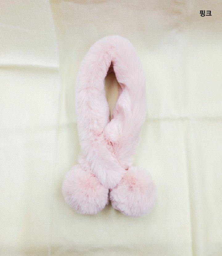 Shinseage Kids - Korean Children Fashion - #kidsstore - Double Pom Ring Neck Warmer - 4
