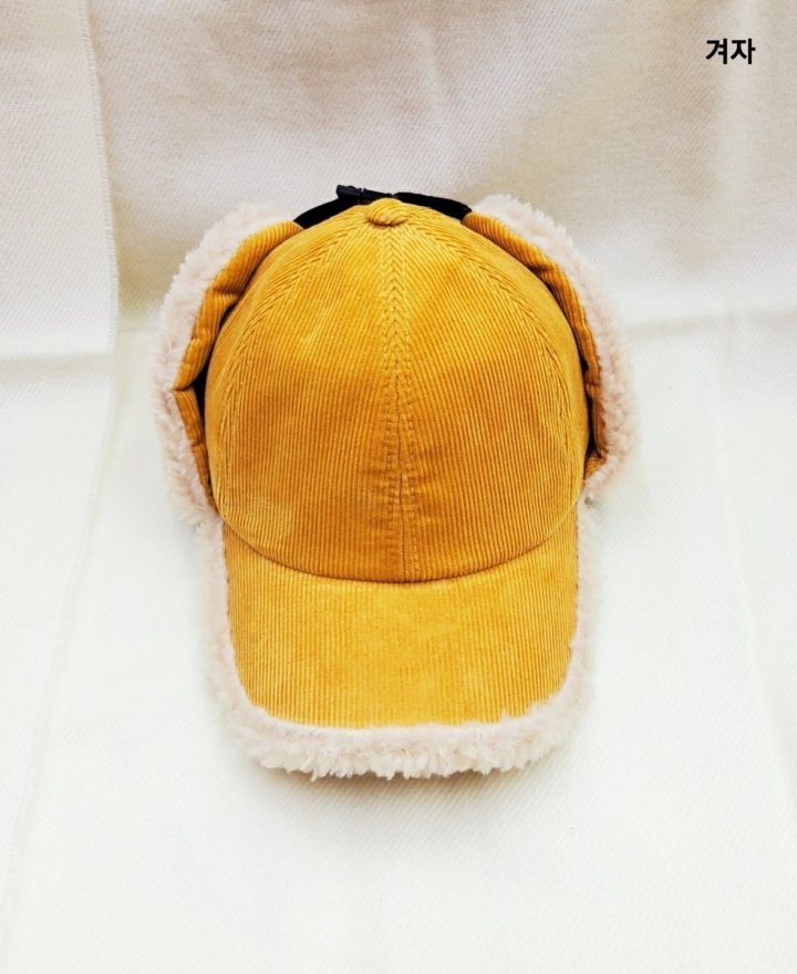 Shinseage Kids - Korean Children Fashion - #littlefashionista - Corduroy Fleece Earflap Ball Cap - 4