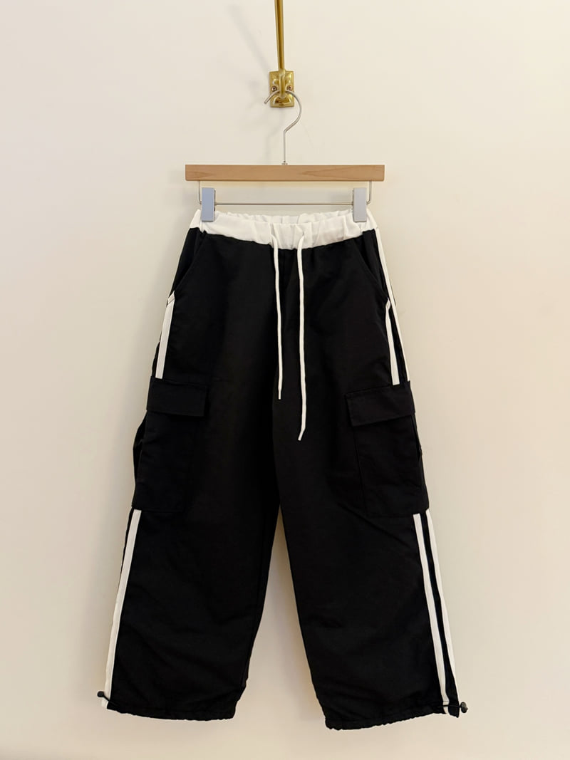 Sm2 - Korean Children Fashion - #kidsshorts - Line Cargo Pants - 2