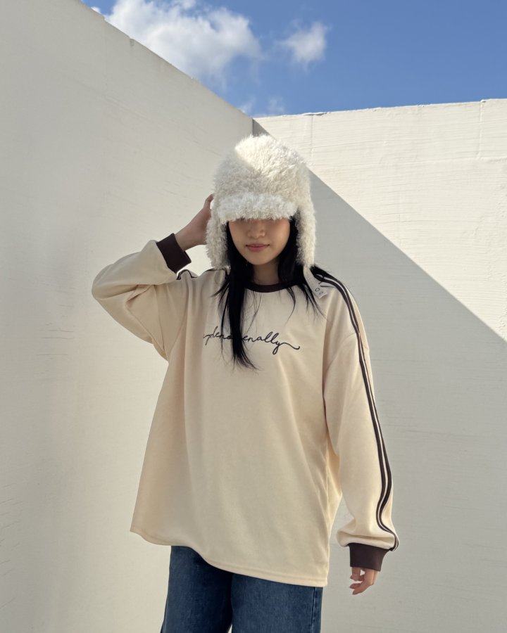 Theres - Korean Women Fashion - #momslook - Velour Embroidered Tee - 7