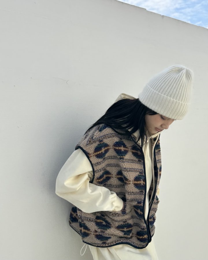 Theres - Korean Women Fashion - #momslook - Camp Vest - 2