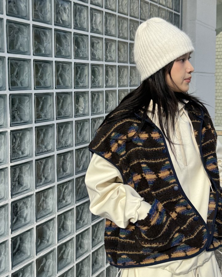 Theres - Korean Women Fashion - #romanticstyle - Camp Vest - 12