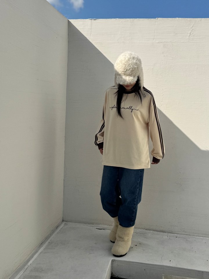 Theres - Korean Women Fashion - #womensfashion - Velour Embroidered Tee - 8