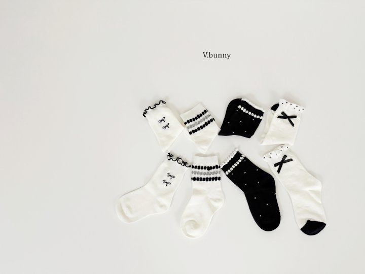 V Bunny - Korean Children Fashion - #kidsshorts - Pom Ribbon Socks Set - 5