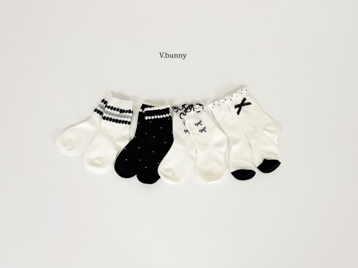 V Bunny - Korean Children Fashion - #prettylittlegirls - Pom Ribbon Socks Set - 12