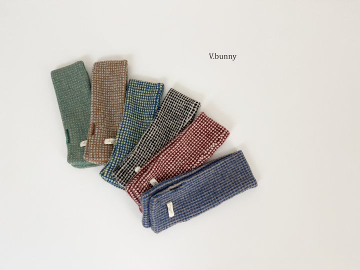 V Bunny - Korean Children Fashion - #stylishchildhood - Tile Muffler - 2