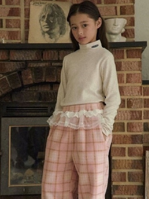 Bongbong Turtleneck Tee
