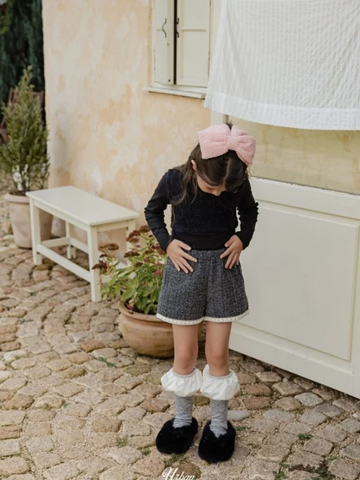 Tweed Short Pants