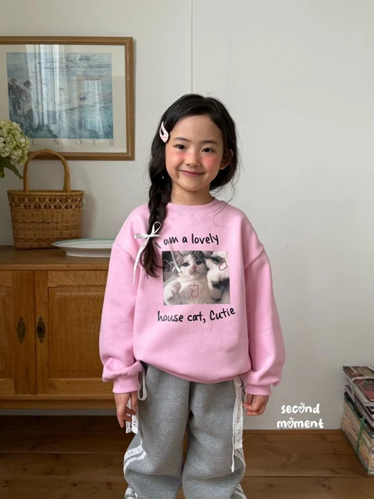 Lovely Cat Sweatshirt Lovely Cat Sweatshirt