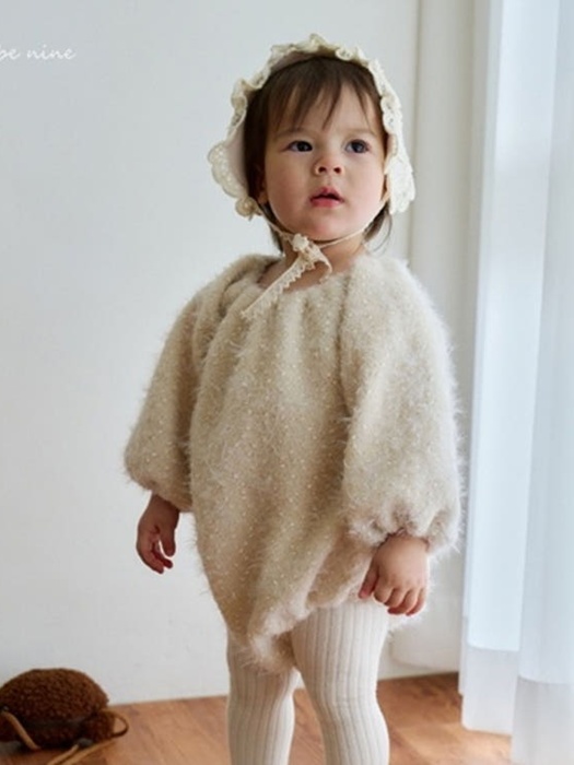 Fluffy Snowflake Suit