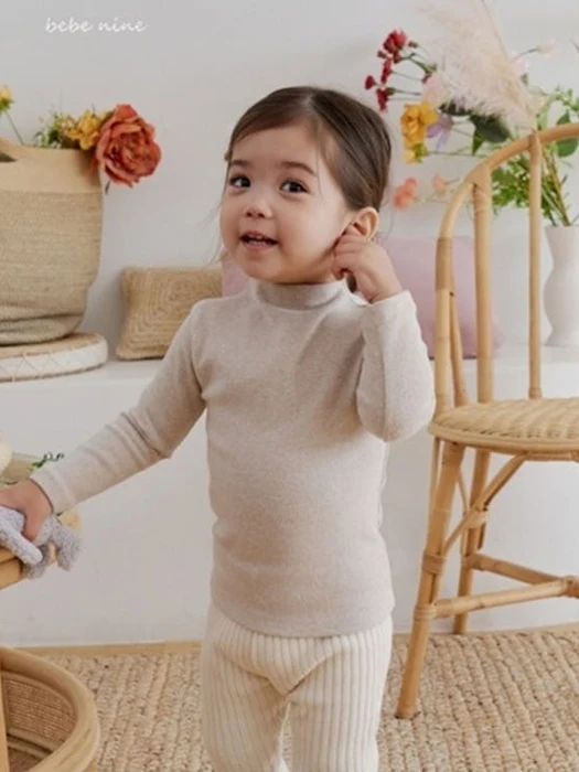 Foggy Turtleneck Tee