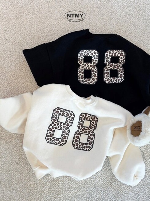 88 Leopard Sweatshirt 88 Leopard Sweatshirt