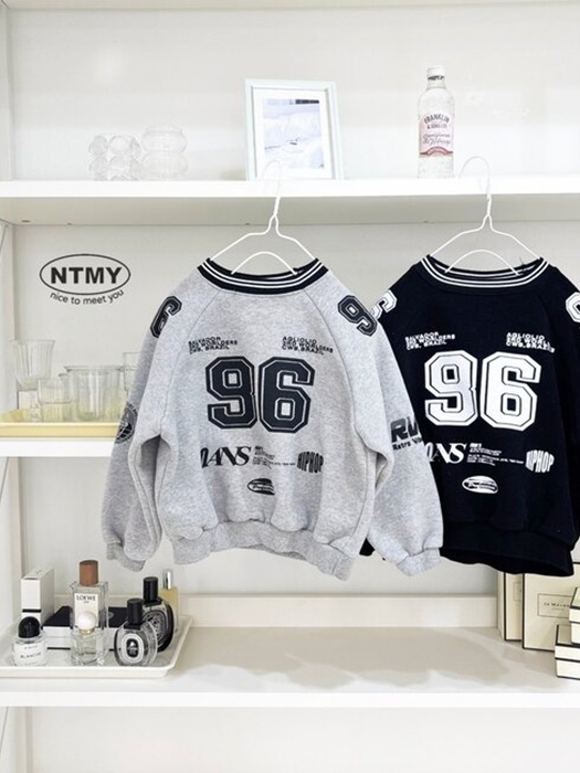 Cover Raglan Sweatshirt Cover Raglan Sweatshirt