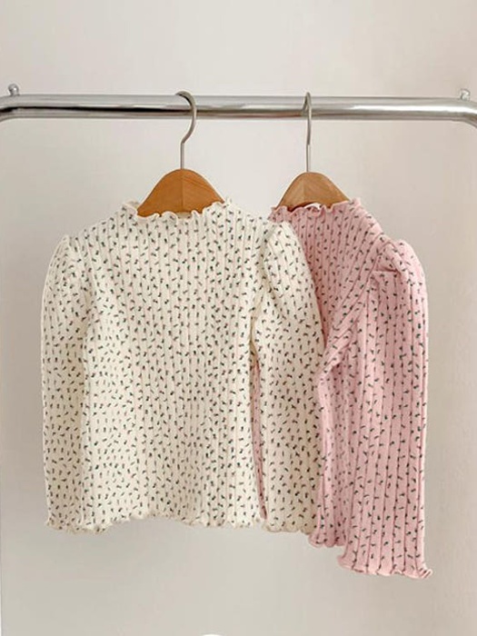 Peach Rose Collar Tee