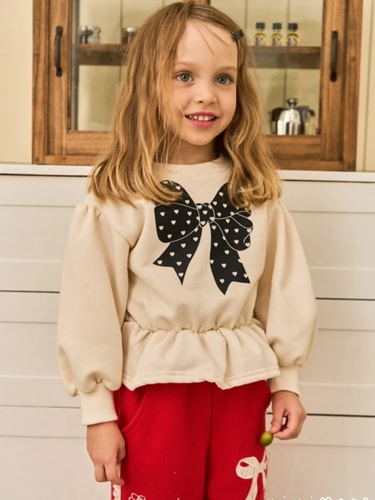 Star Ribbon Sweatshirt