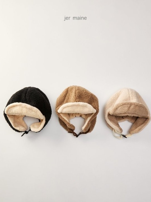 Earflap Reversible Cap