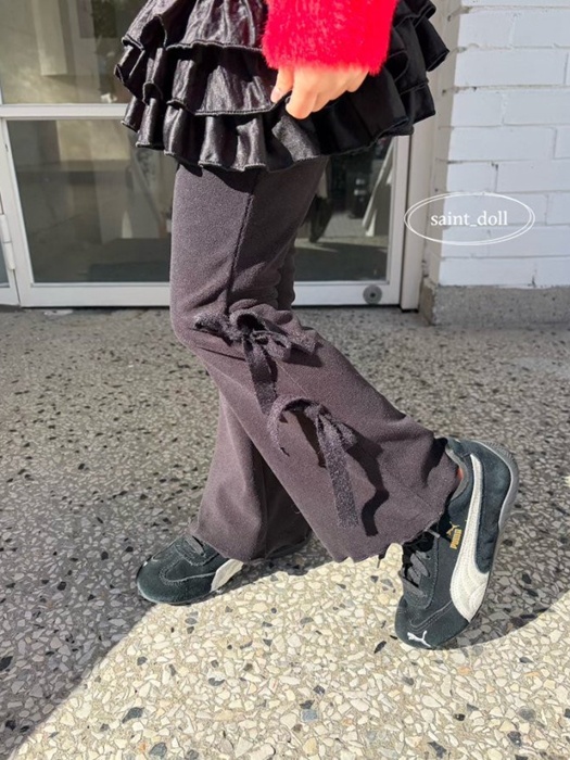 Ribbon Flare Pants (Junior) Ribbon Flare Pants (Junior)