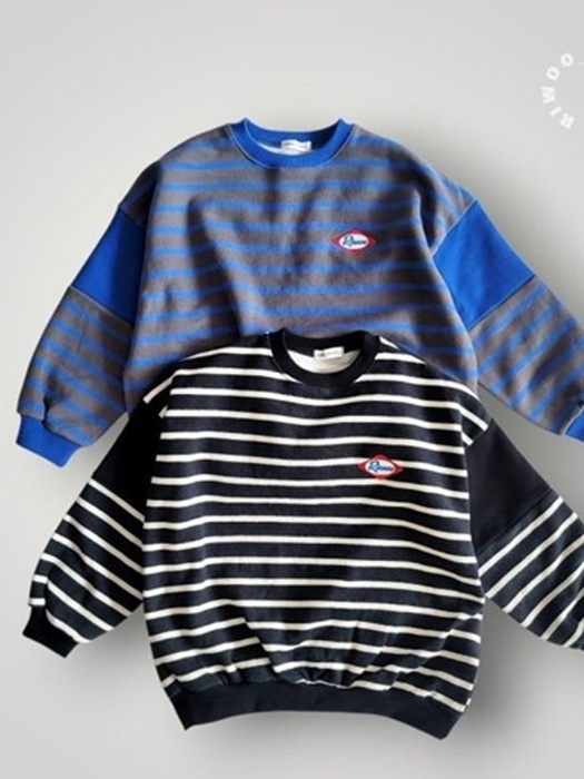 Cutout Fleece Sweatshirt