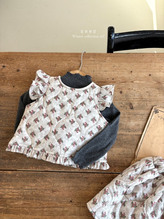 Snowberry Quilted Vest Snowberry Quilted Vest