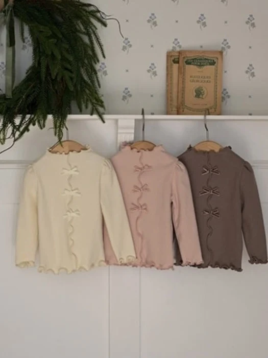 Bebe Rose Ribbon Tee