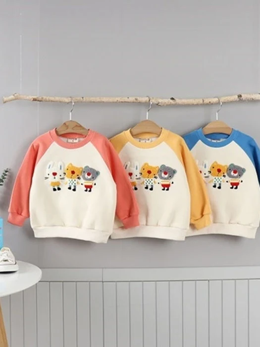 Fleece Animal Trio Boucle Embroidered Tee Fleece Animal Trio Boucle Embroidered Tee