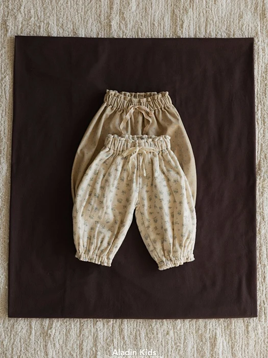 Winter Mood Sausage Pants Winter Mood Sausage Pants