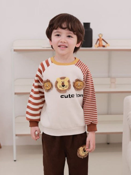 3 Lion Sweatshirt