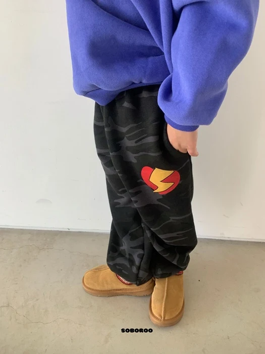 Heart Camo Pants Heart Camo Pants