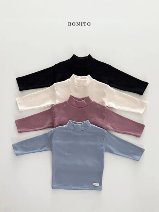 Plain Turtleneck Tee