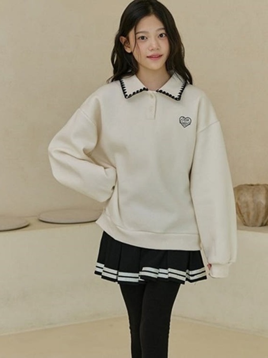 Fleece Heart Collar Tee