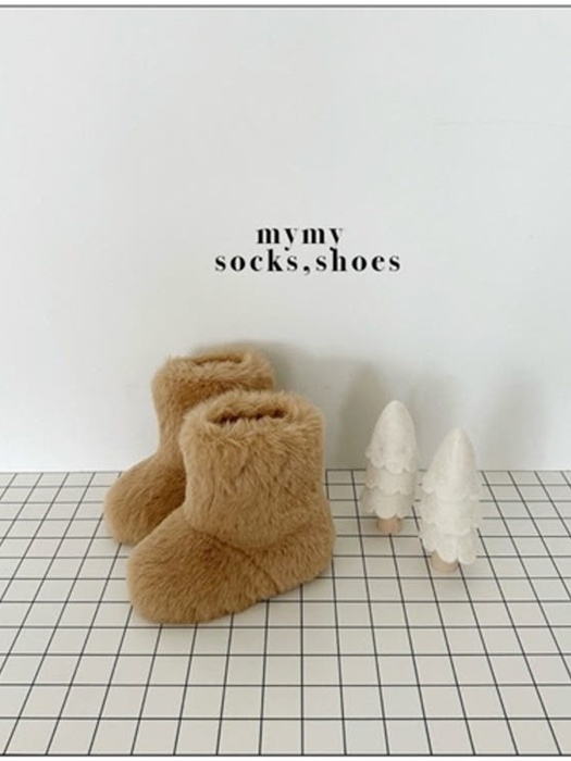 330 Little Boots 330 Little Boots