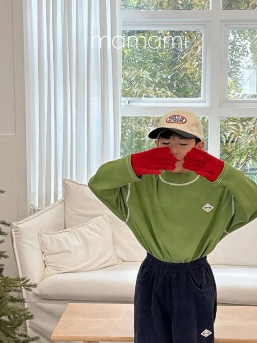 M Line Turtleneck Tee