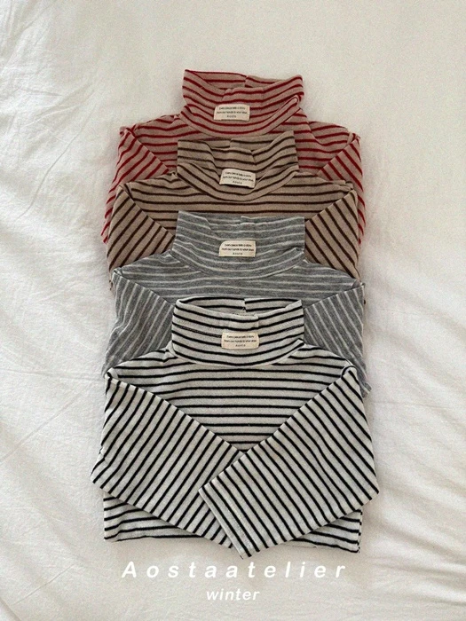 Wool Turtleneck Tee