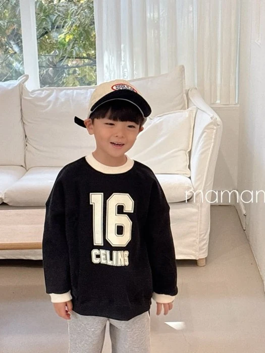 Celline Number Sweatshirt Celline Number Sweatshirt