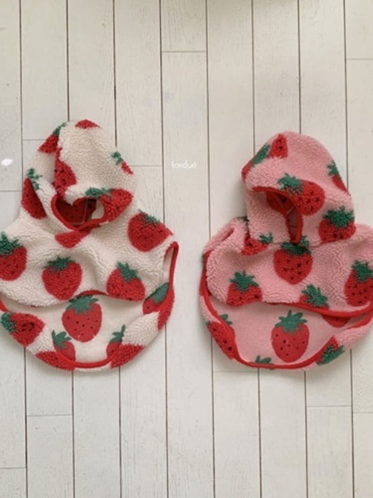 Strawberry Jam Cape