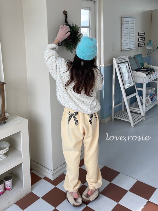 Check Ribbon Fleece Jogger Pants