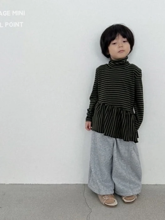 Stripe Frill Turtleneck Tee
