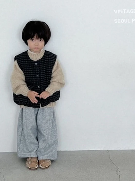 Check Pattern Quilted Vest