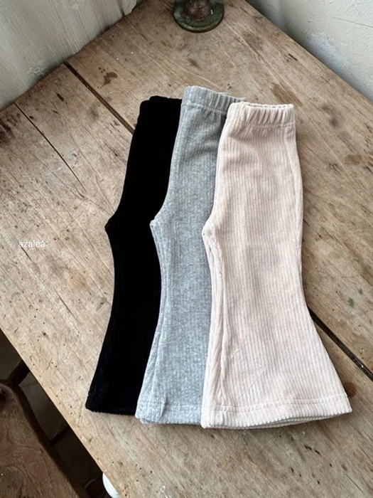 Roa Bootcut Pants