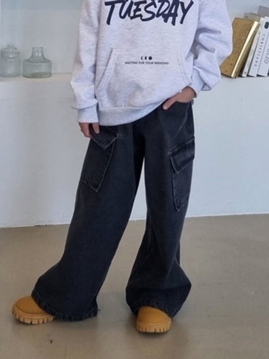 Cargo Fleece Black Jeans